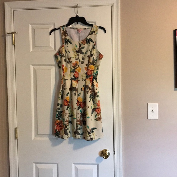 Top Sans Manches Candie's - Imprimé Floral - Taille L (Juniors) - Neuf Avec étiquettes